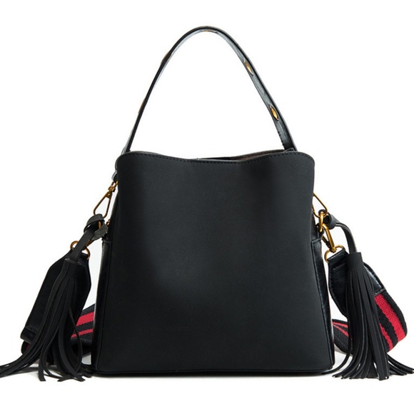 NEW LISBON Tote Crossbody - Picture 5 of 8